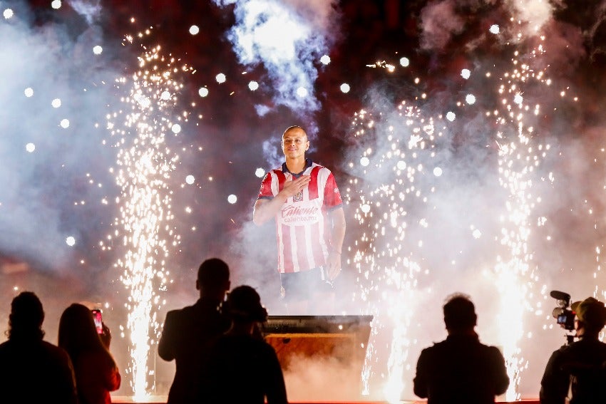 'Chicharito' Hernández en su presentación con Chivas