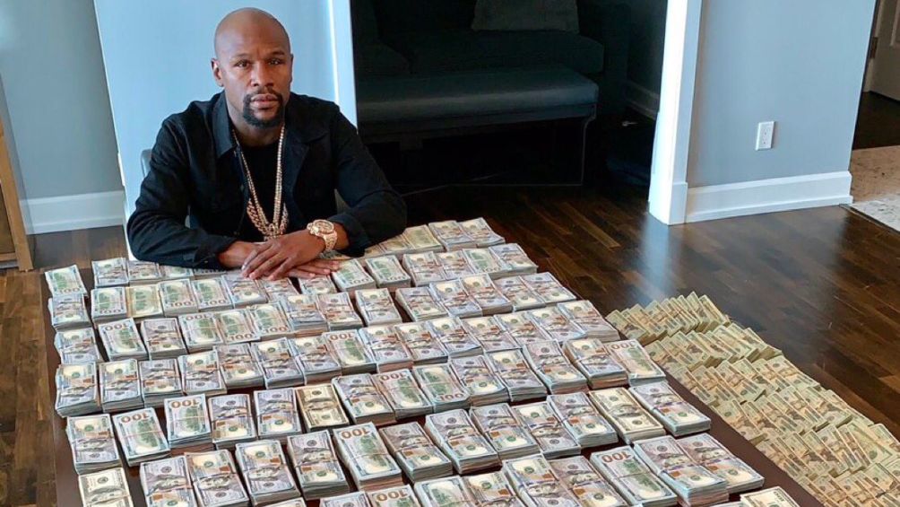 Floyd Mayweather gasta más de 1 millón de dólares en entradas para el Super Bowl