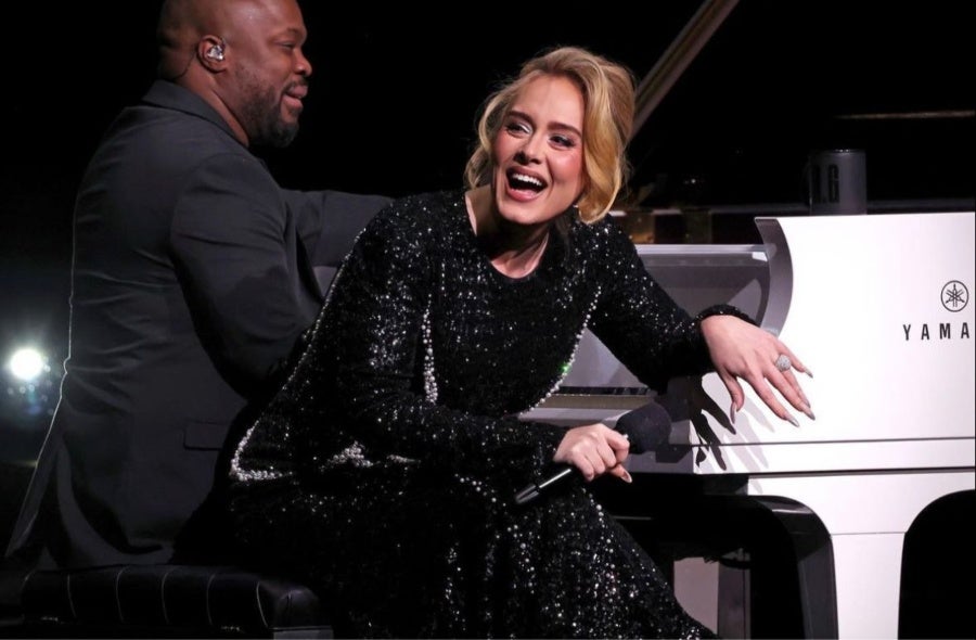 Adele en uno de sus conciertos