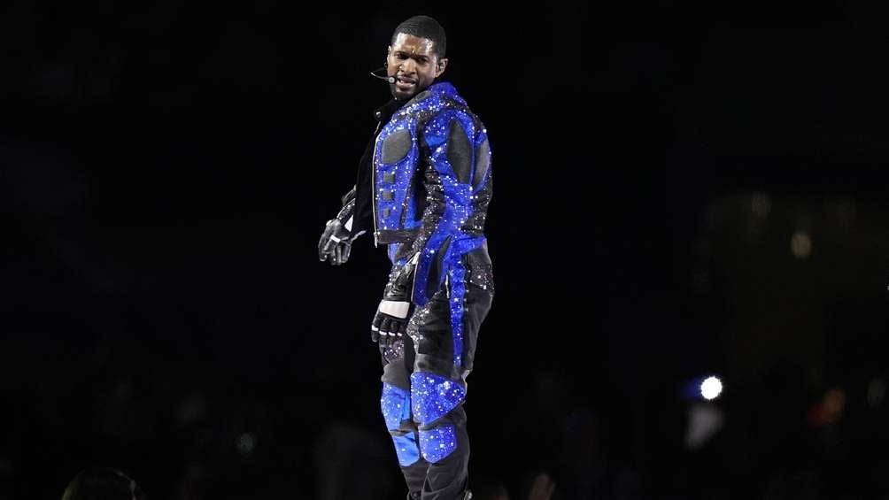 Usher se lució con el Show de Medio Tiempo del Super Bowl 2024