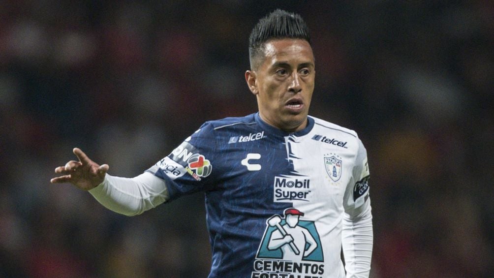 Cueva en su etapa con Pachuca