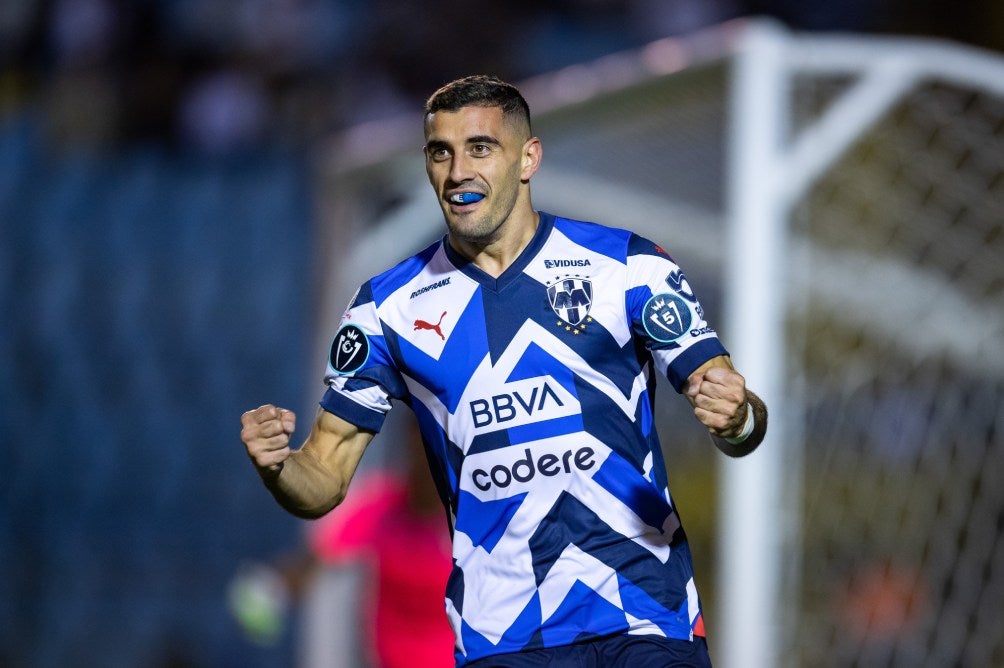 Germán Berterame en celebración de gol 