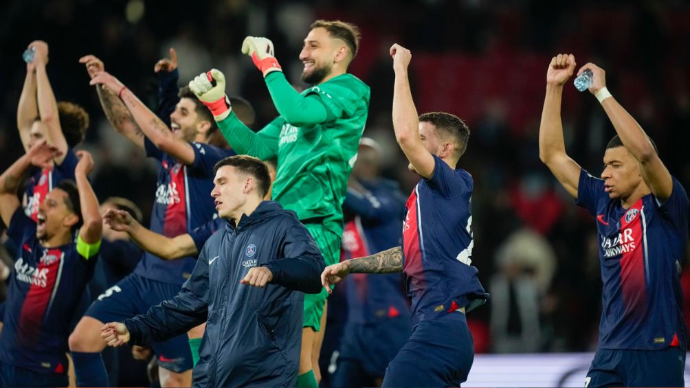 El PSG celebra la victoria ante la Real