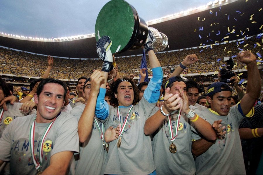 Guillermo Ochoa fue campeón con América en 2005