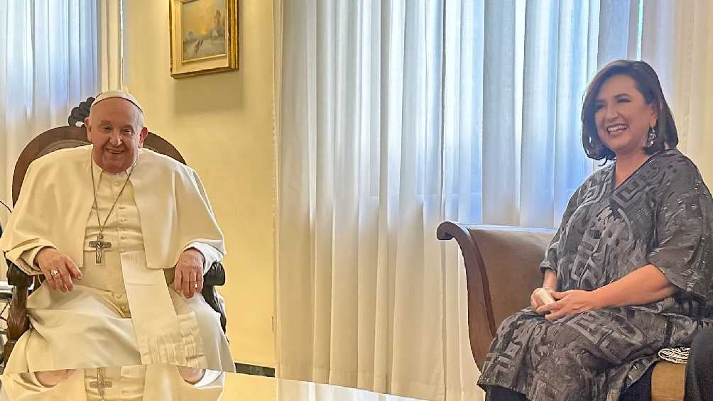 Xóchitl Gálvez hasta habló de futbol con el Papa Francisco. 