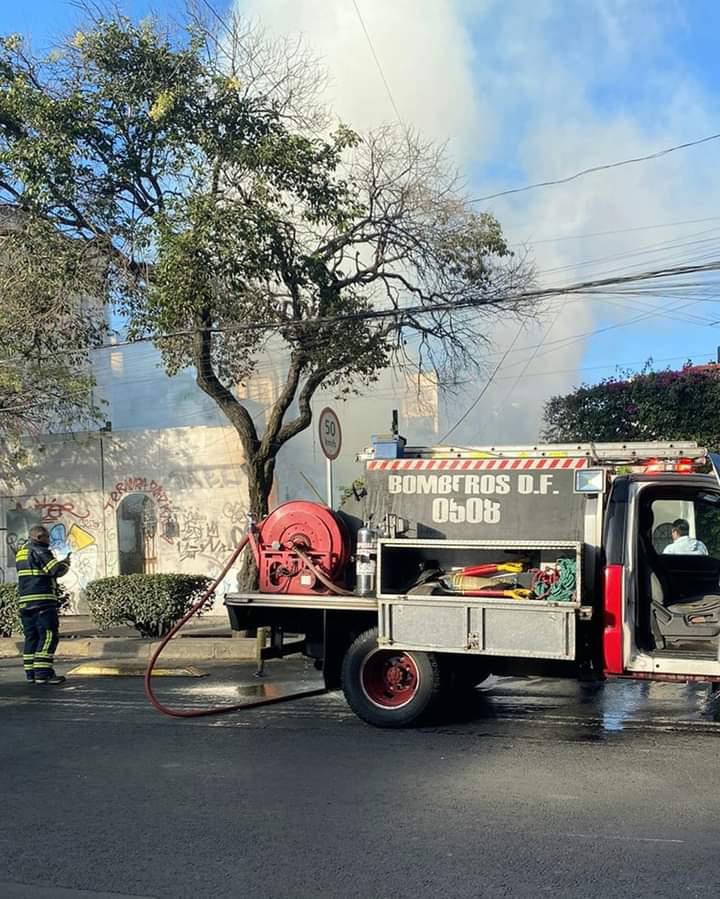 Los Bomberos se retiraron hasta comprobar que ya no hubiera peligro.