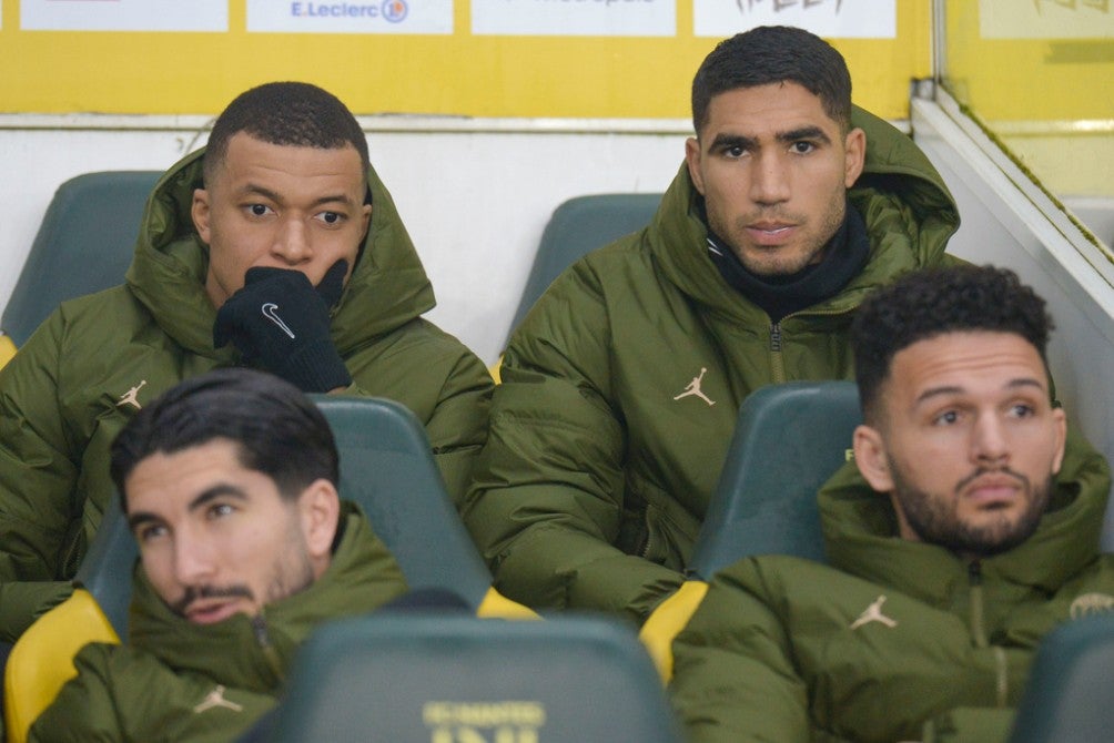 Achraf Hakimi también inició como suplente