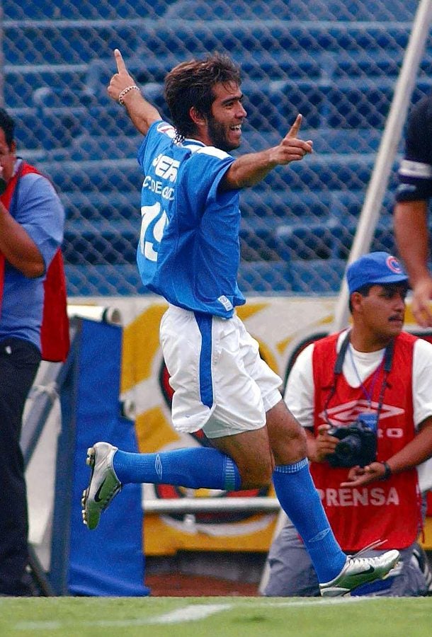 'Chelito' Delgado festejando un gol