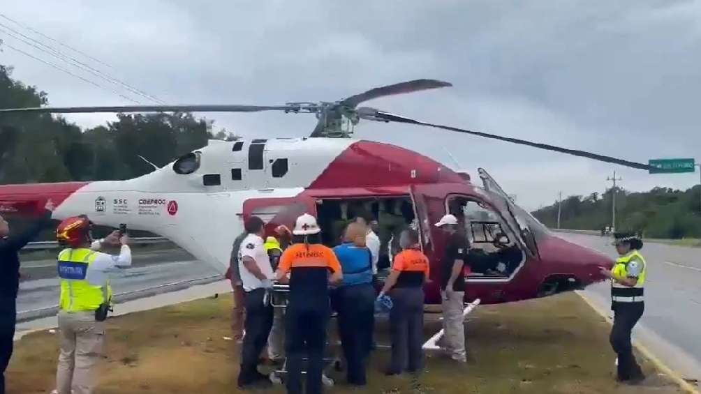 Los lesionados fueron trasladados en helicóptero a un hospital de Cancún. 