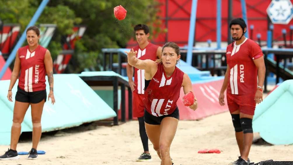 El equipo rojo remontó y ganó la prueba para evitar ir al duelo de eliminación. 