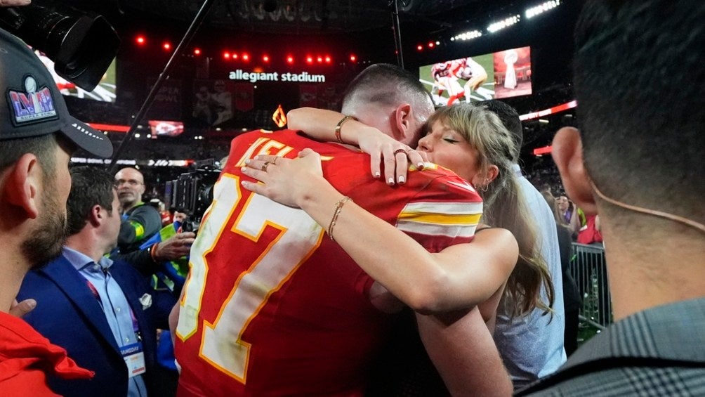 Travis Kelce gasta más de 14 mil dólares en regalos de San Valentín para Taylor Swift