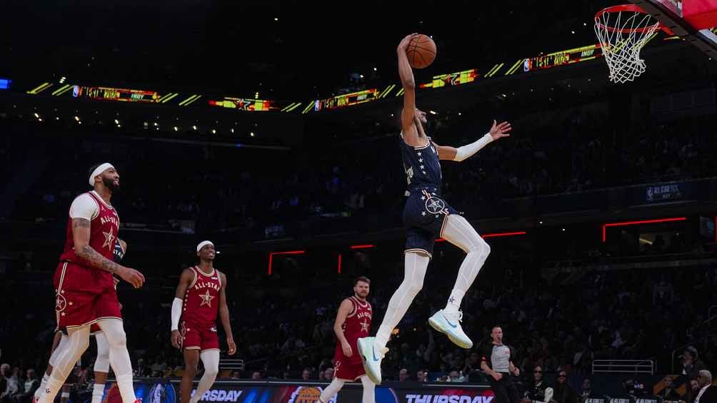 ¡Histórico! Por primera vez en un Juego de Estrellas de la NBA un equipo anotó más de 200 puntos