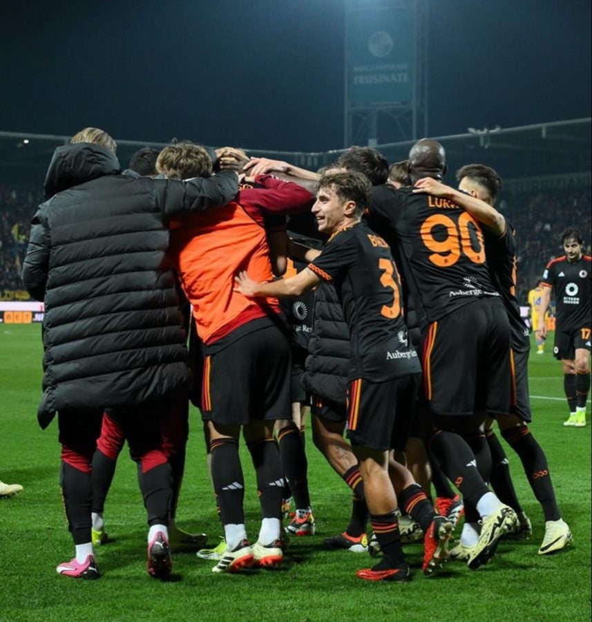 Roma se acerca a puestos de Champions League