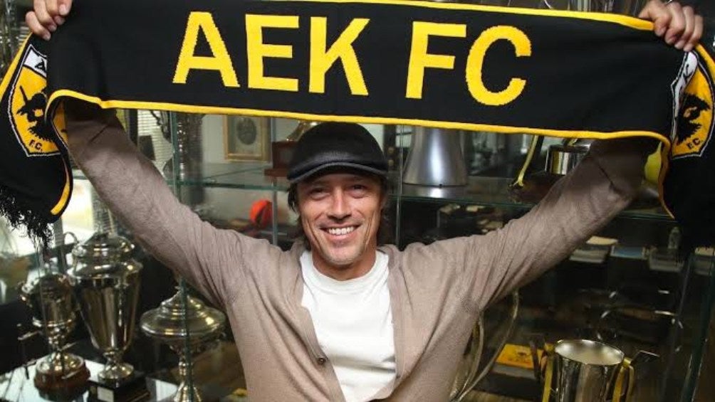 Almeyda llegó al AEK en 2022