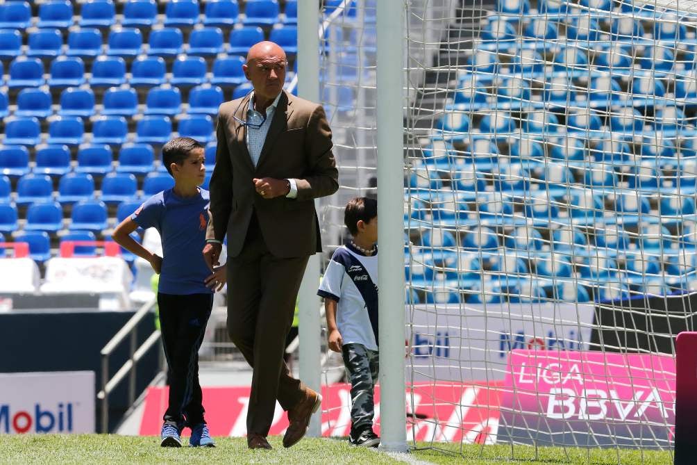 Chelis durante su etapa como entrenador