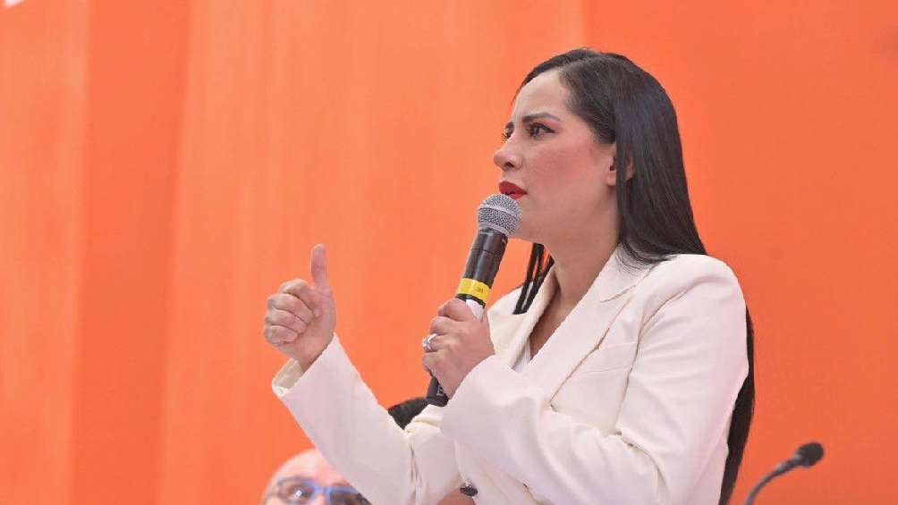 Sandra Cuevas dejó la alianza PAN-PRI-PRD al no sentirse valorada. 