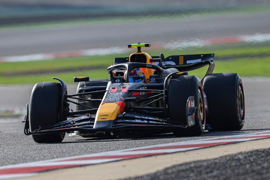 Checo Pérez en los tests de Bahrein