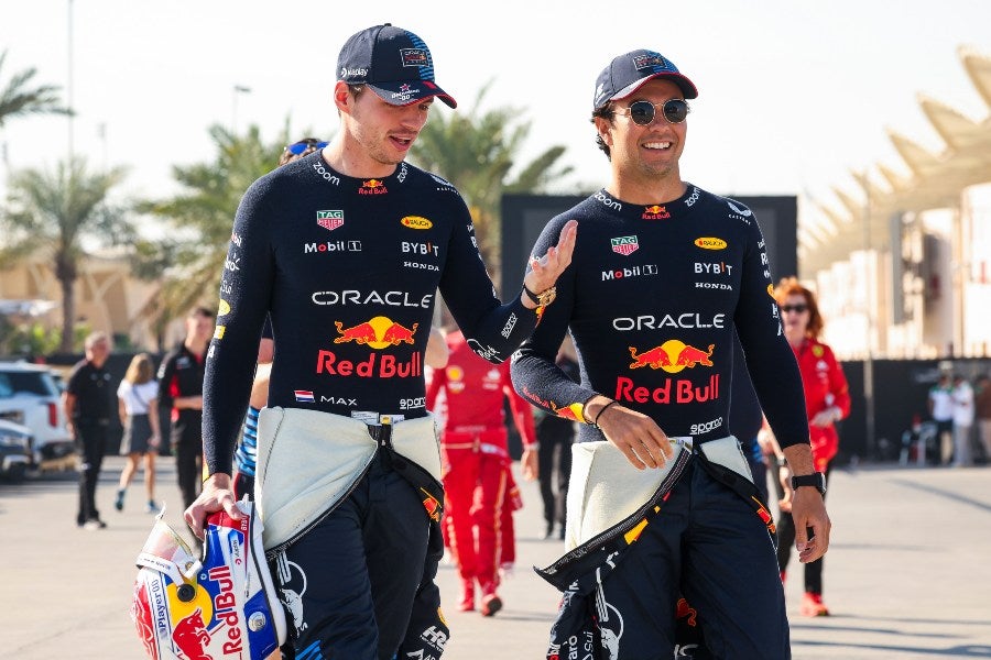 Max Verstappen y Sergio Pérez en Bahrein