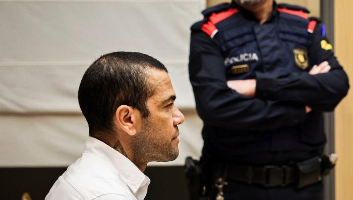 Dani Alves en la sala del tribunal