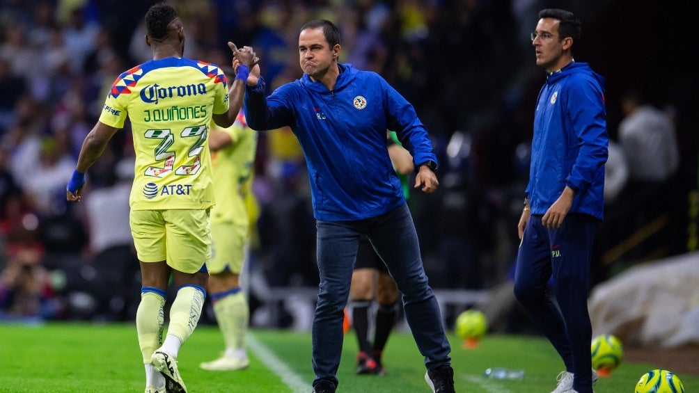 André Jardine sobre el primer tiempo de América ante Cruz Azul: "Debió terminar 3-0"