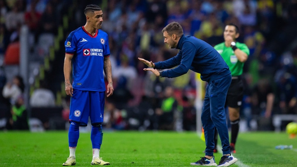 Martín Anselmi, "orgulloso" de Cruz Azul a pesar de la derrota ante América en el Clásico Joven