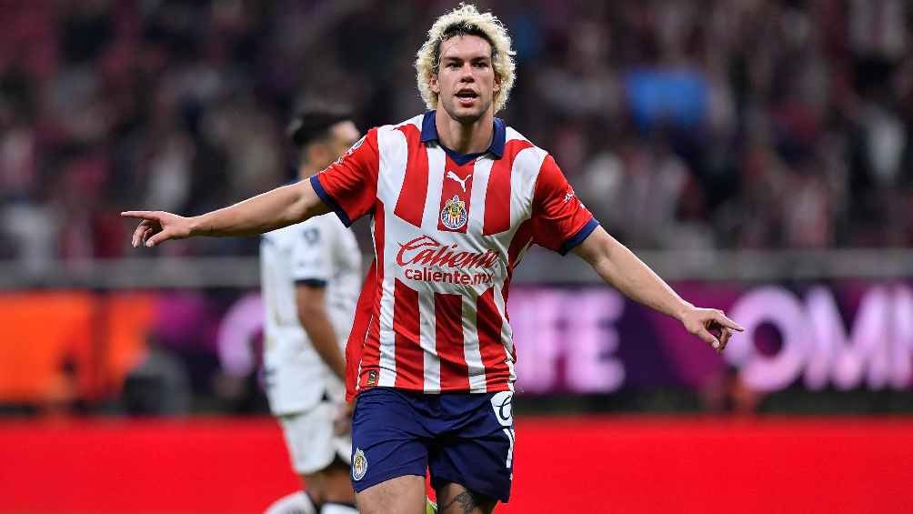 Ha jugado 9 juegos con Chivas