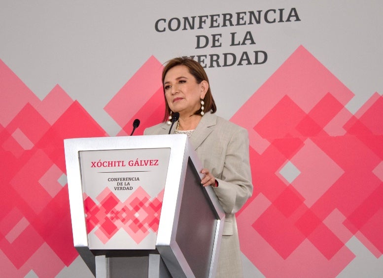 Xóchitl Gálvez en conferencia. 