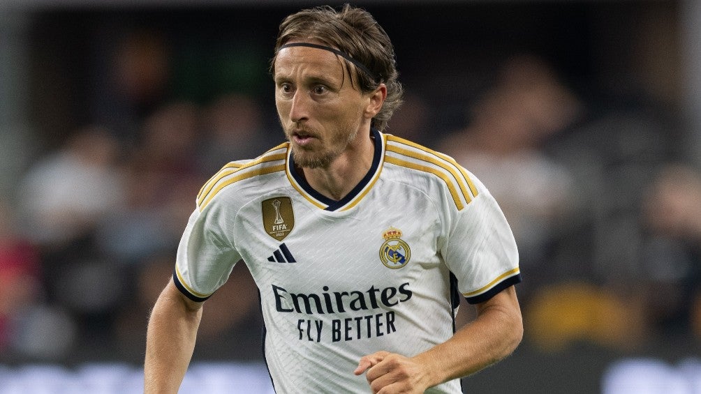 Luka Modric durante un partido