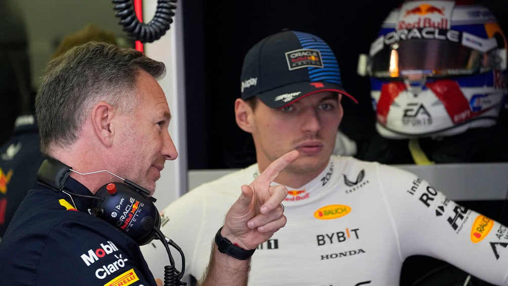 El jefe de Red Bull platica con Max Verstappen en Bahréin