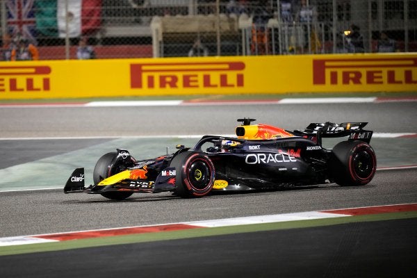 Checo Pérez durante el GP de Bahréin