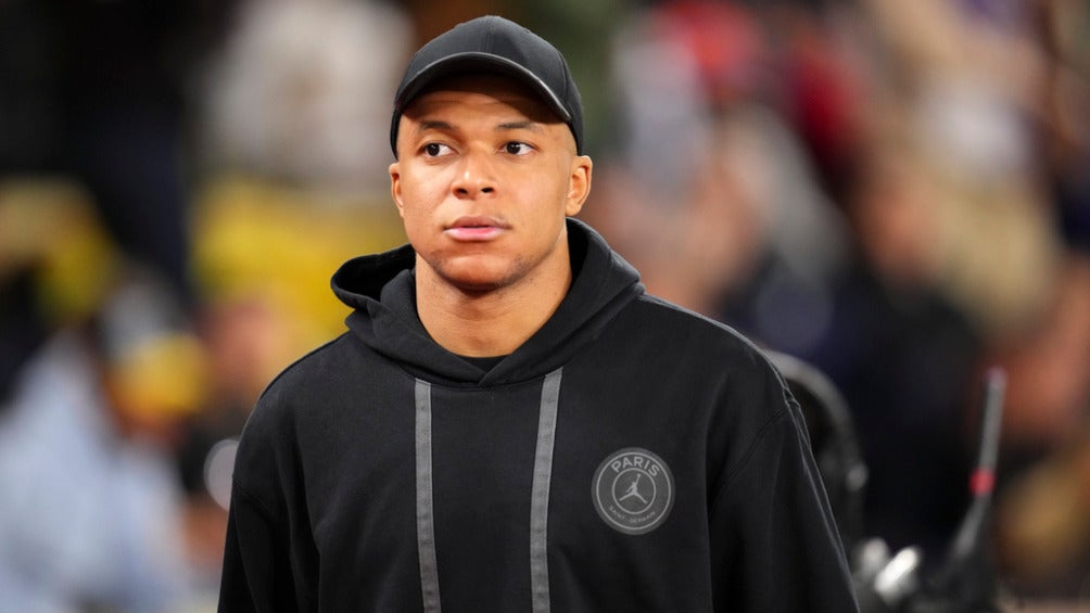 ¿Guiño al Real Madrid? Mbappé ya luce un accesorio distintivo del vestidor Merengue 