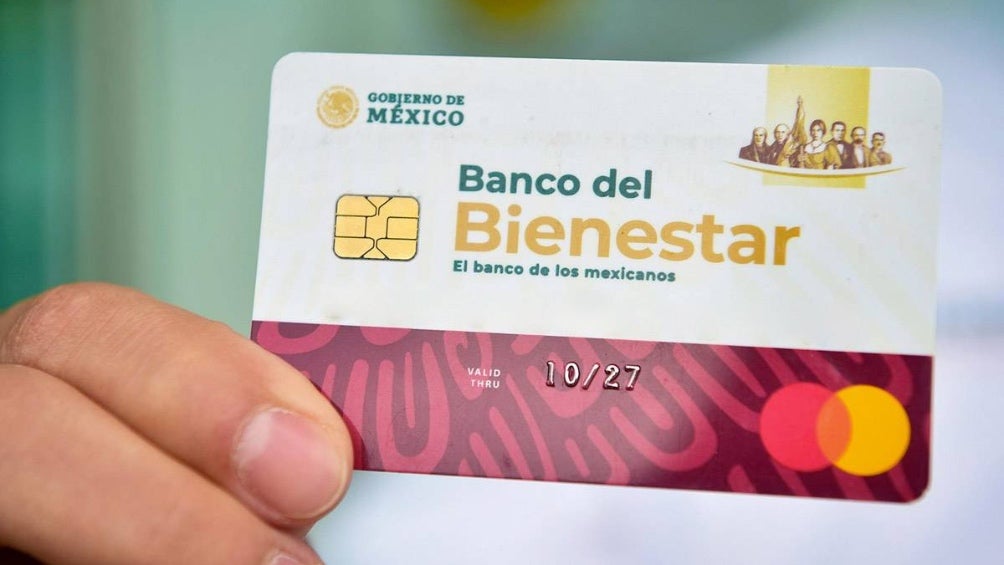 ¿No te depositaron el pago adelantado de Bienestar? Te decimos qué hacer