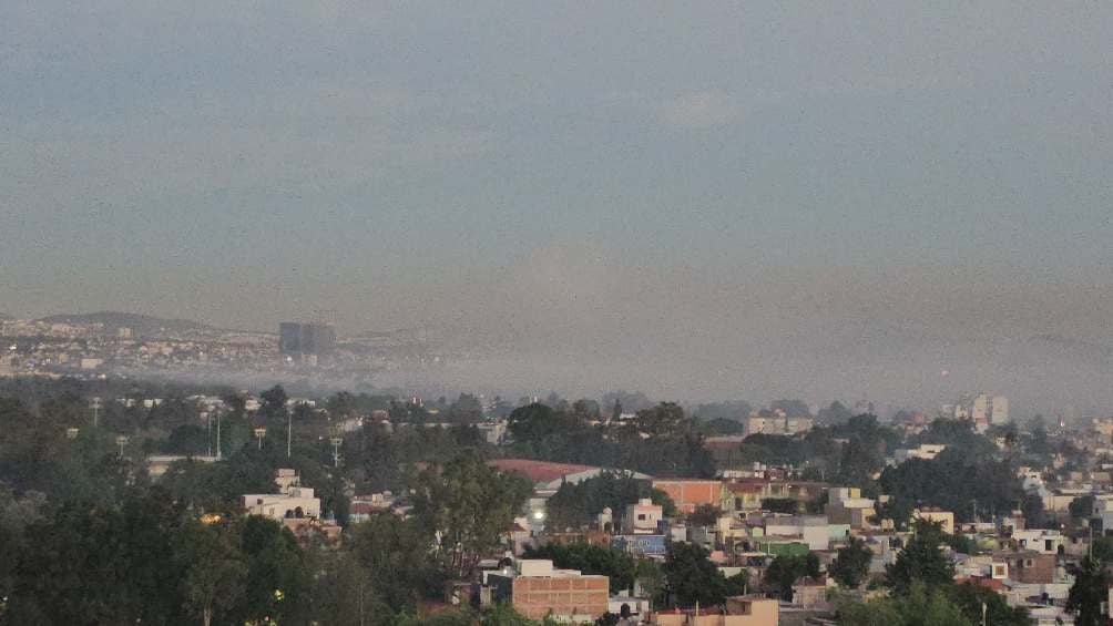 Incendio en vaso regulador de Naucalpan provoca suspensión de clases en CCH Azcapotzalco 