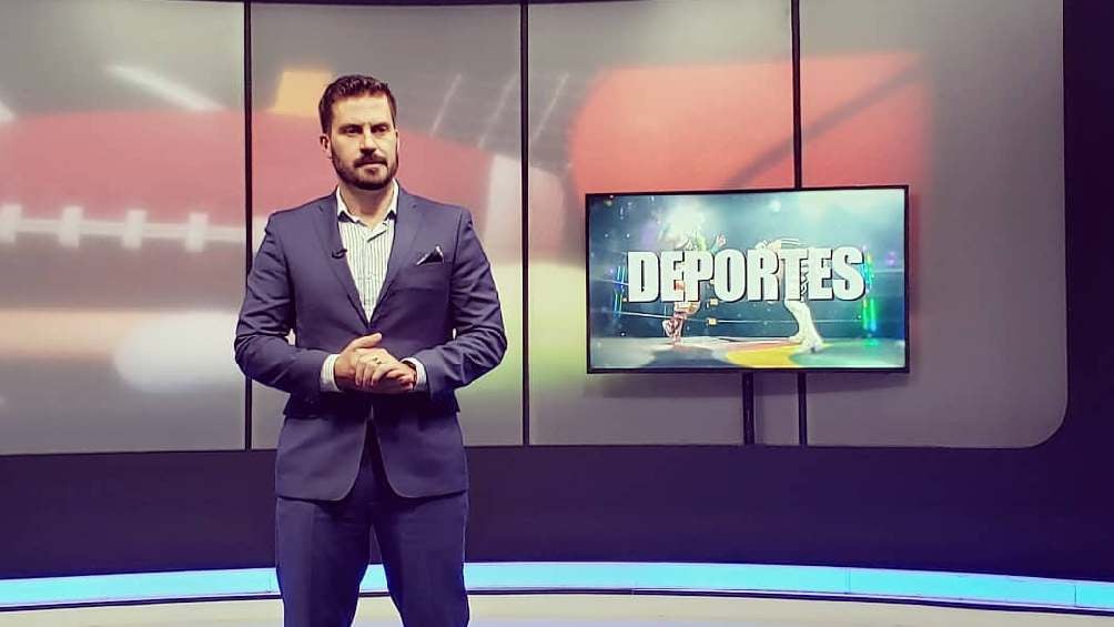 Daniel López Casarín le habría dado prioridad a su trabajo en ADN 40 de TV Azteca. 