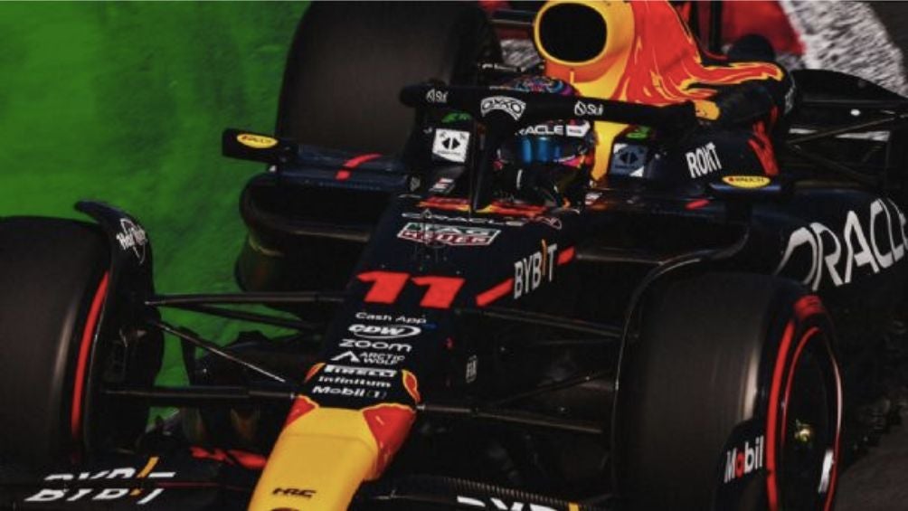 Checo en su RB19