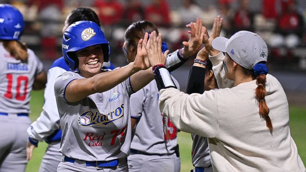 Charros remonta a Diablos en segundo juego de la Semifinal de la Liga Mexicana de Softbol Femenil 