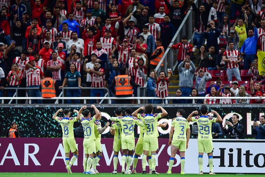 América 'humilló' a Chivas en el Estadio Akron