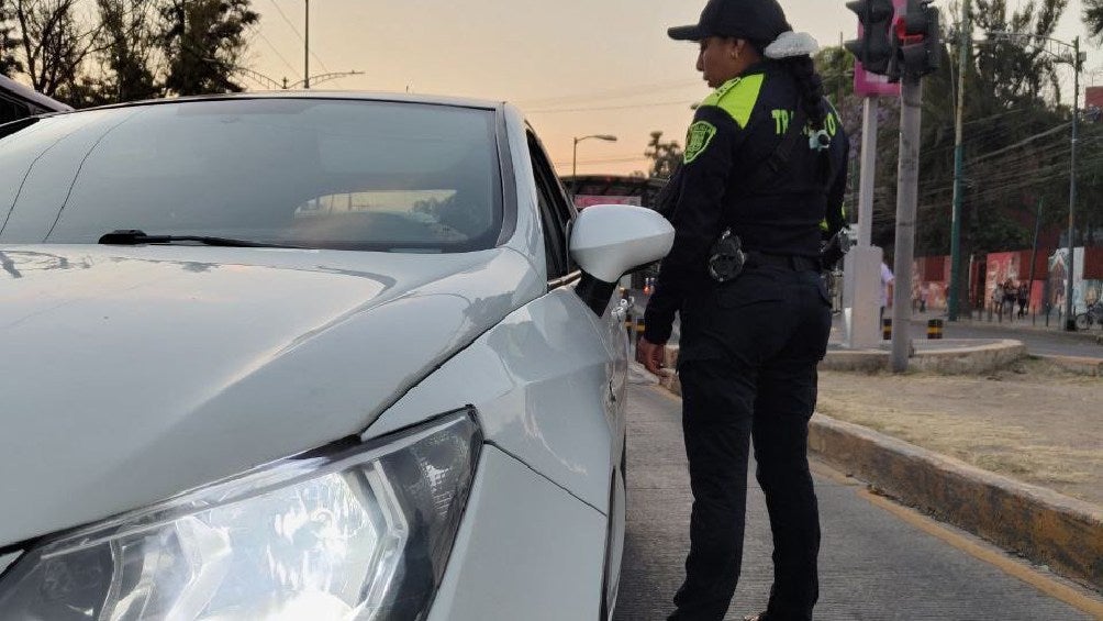 Entre los afectados se vieron vehículos con placas foraneas.