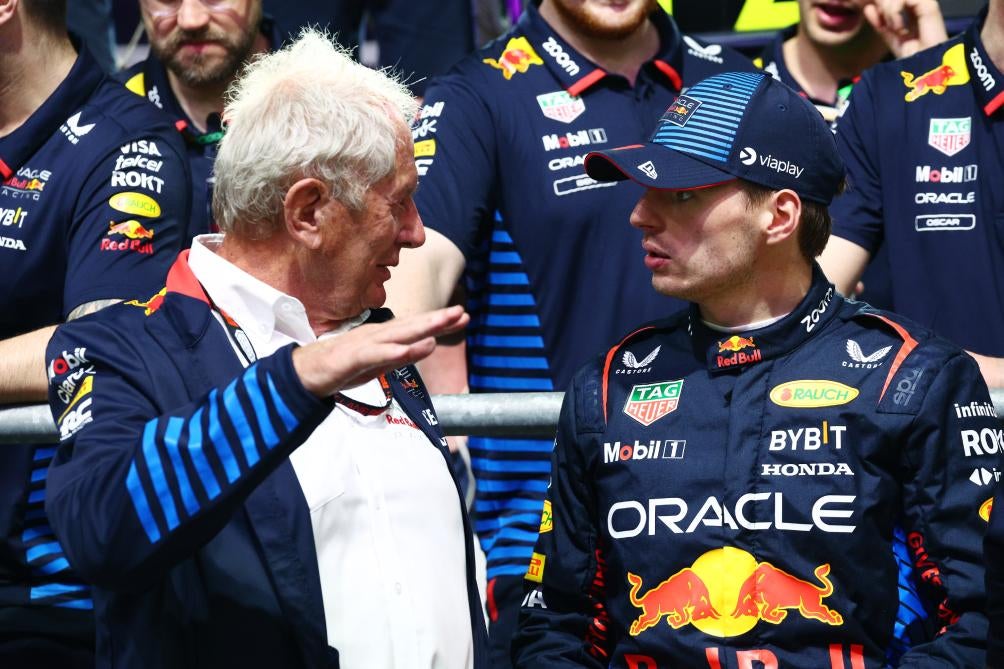 Helmut Marko y Max Verstappen en Jeddah