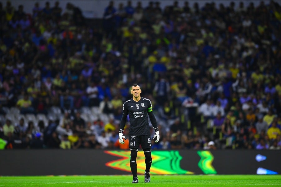 Nahuel Guzmán en el Estadio Azteca