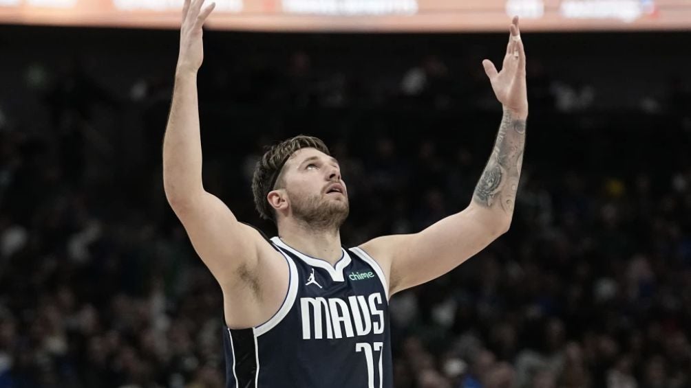 Doncic hace historia con los Mavs de Dallas