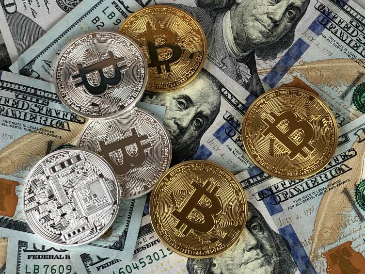 El precio del Bitcoin alcanzó los 72 mil 234 dólares.