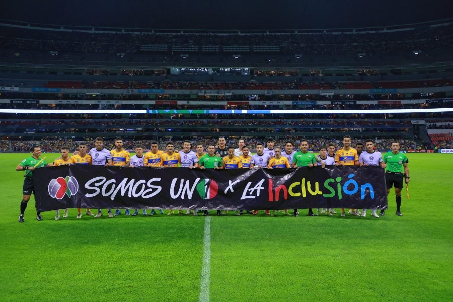 Podría haber veto al estadio tras actos racistas