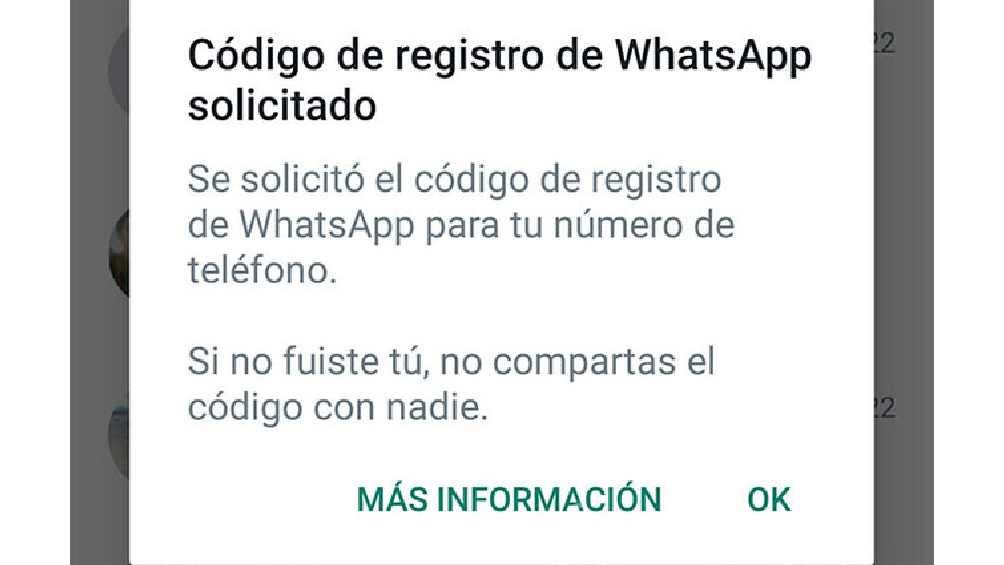 Si tú proporcionas ese código, permitirías que tomen control de tu cuenta de Whats. 