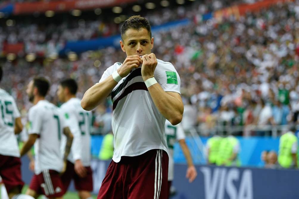 Chicharito en festejo en Rusia 2018