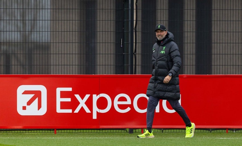 Jürgen Klopp en entrenamiento con Liverpool