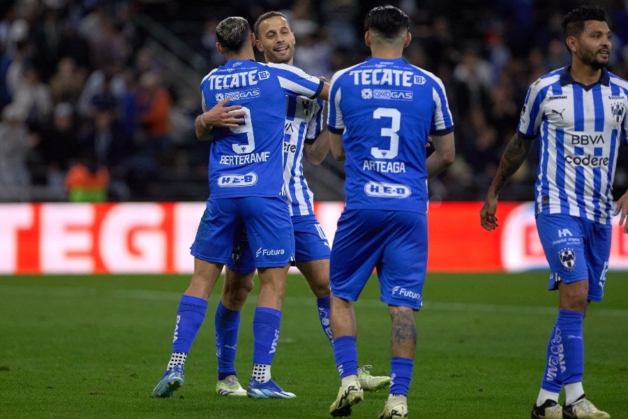 'Tata' Martino elogió el plantel de Rayados