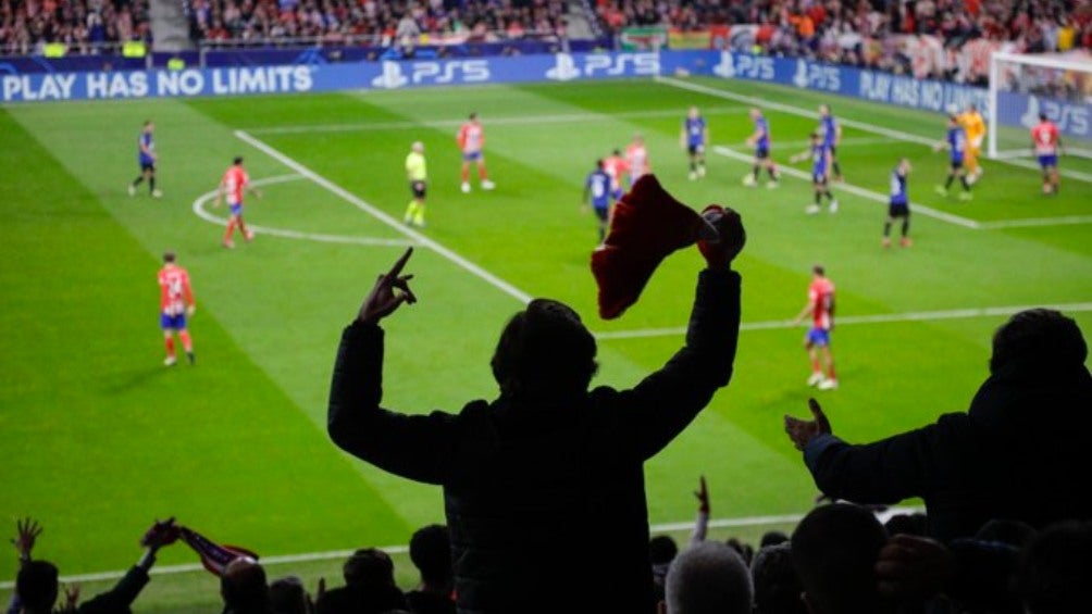 Afición del Atleti durante el duelo de Champions League