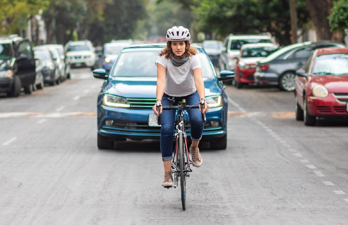 Los ciclistas también deberán de empezar a respetar los señalamientos.