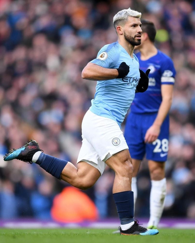 Kun como futbolista de Manchester City